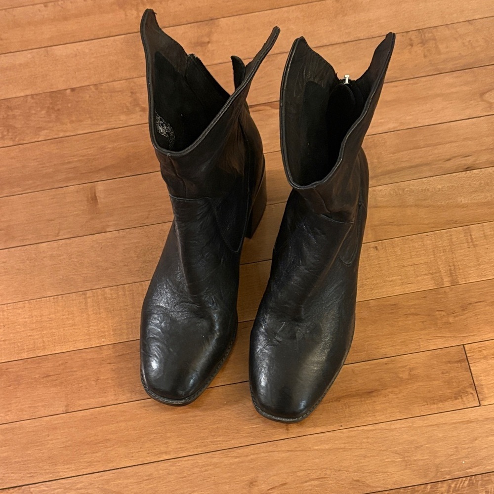 Kelsi Dagger Black Leather Ankle Boots
